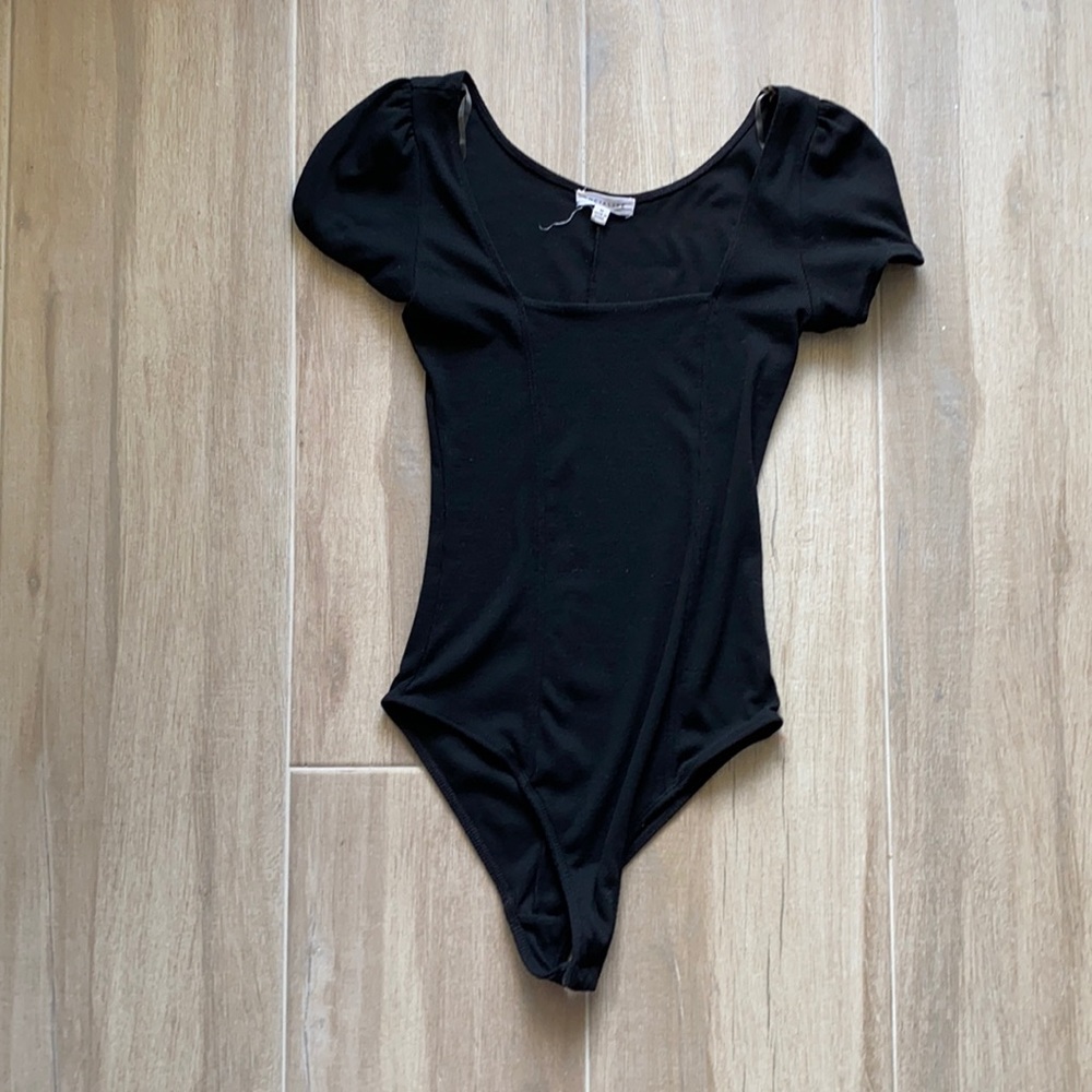 Socialite square neck body suit